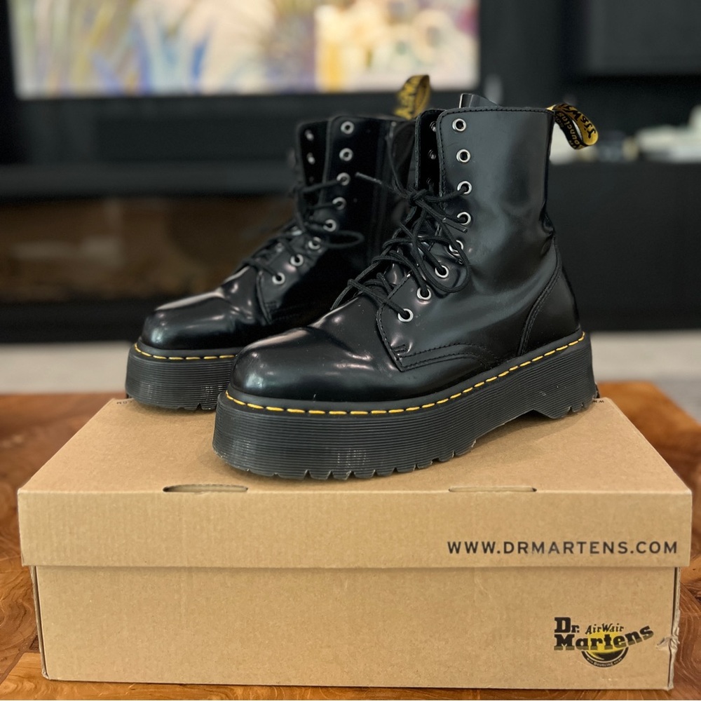 Used Dr. Martens Jadon Black 15265001 Polished Smooth (US Men 8, US Women 9)